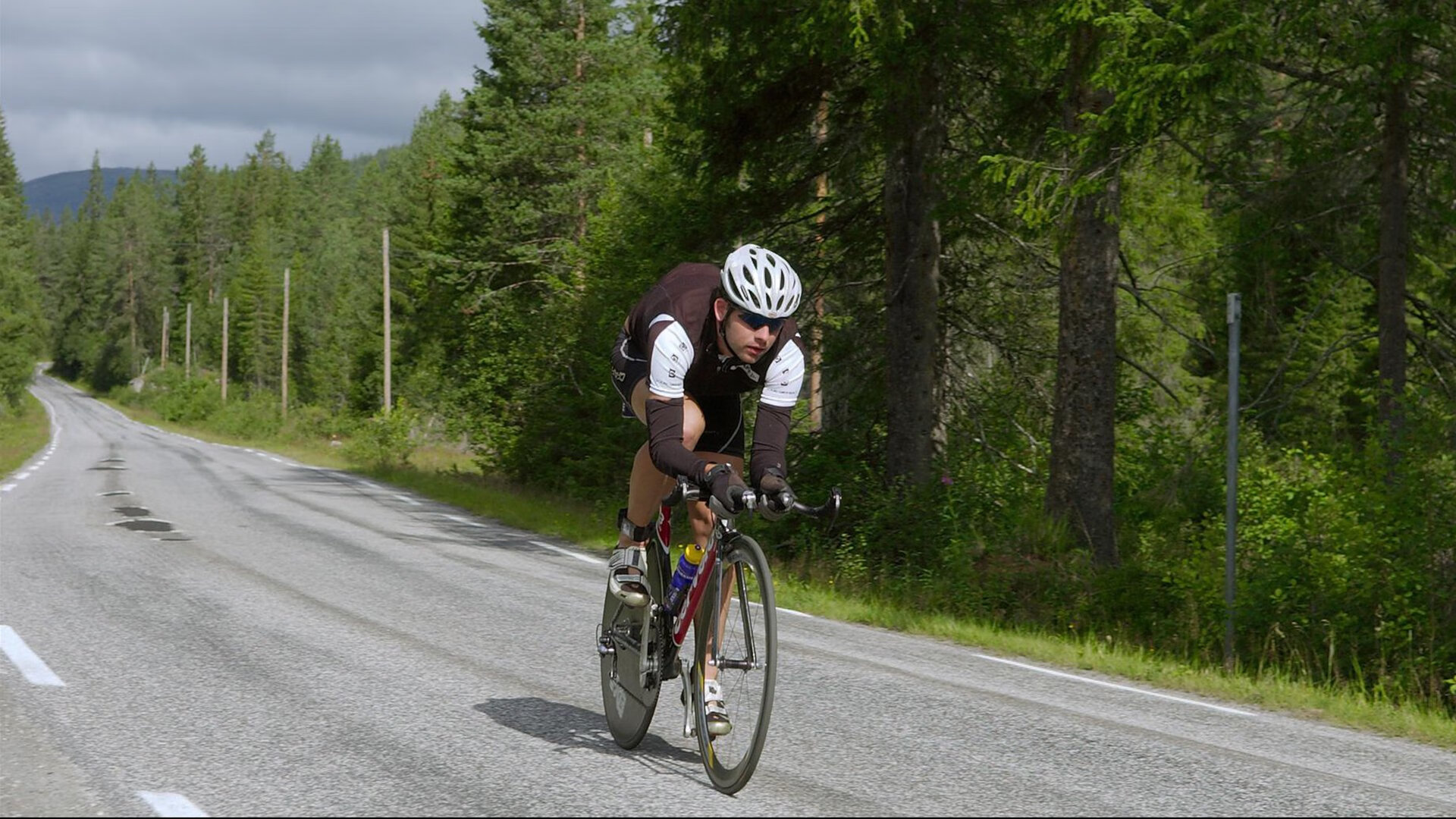 体育新闻中心发布体育短视频用户增长报告,如何创新体育短视频